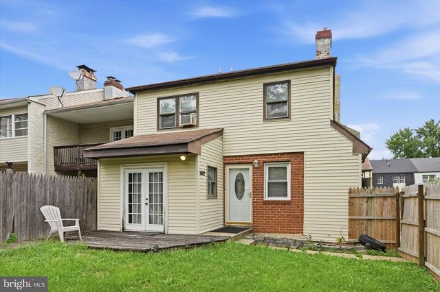 1402 FLANDERS WAY, Newark, DE 19702
