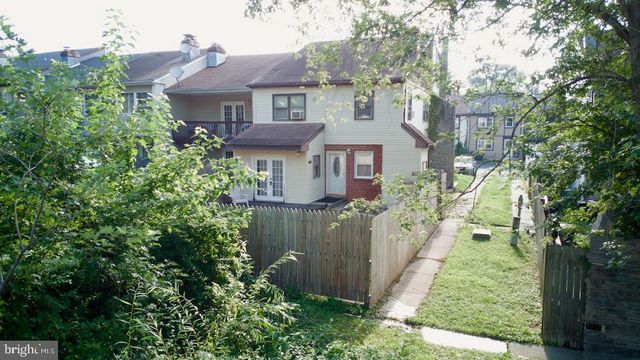 1402 FLANDERS WAY, Newark, DE 19702