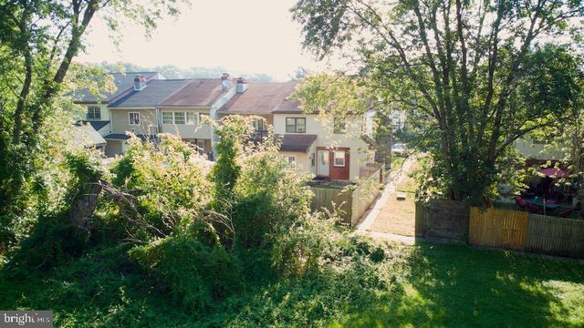 1402 FLANDERS WAY, Newark, DE 19702
