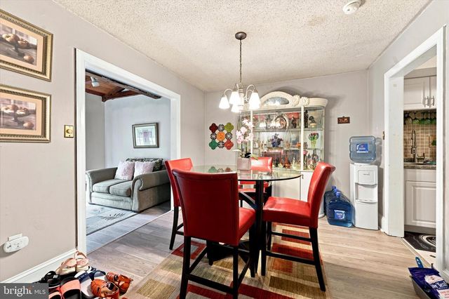1402 FLANDERS WAY, Newark, DE 19702