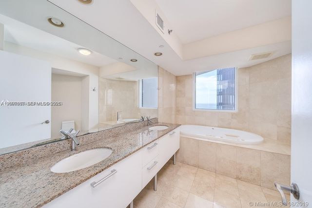 17201 Collins Ave 2305, Sunny Isles Beach, FL 33160