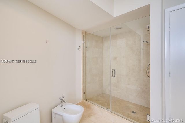 17201 Collins Ave 2305, Sunny Isles Beach, FL 33160