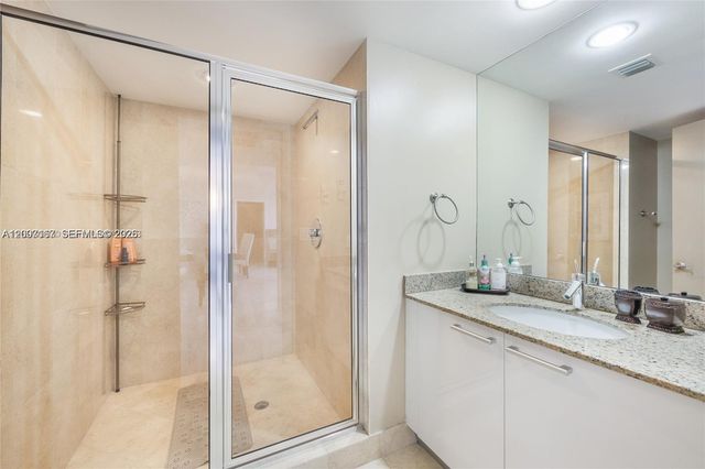 17201 Collins Ave 2305, Sunny Isles Beach, FL 33160