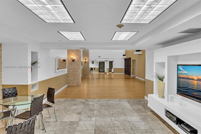 17201 Collins Ave 2305, Sunny Isles Beach, FL 33160