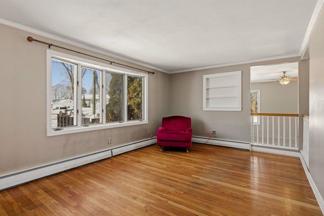 26 Coakley Road, Portsmouth, NH 03801