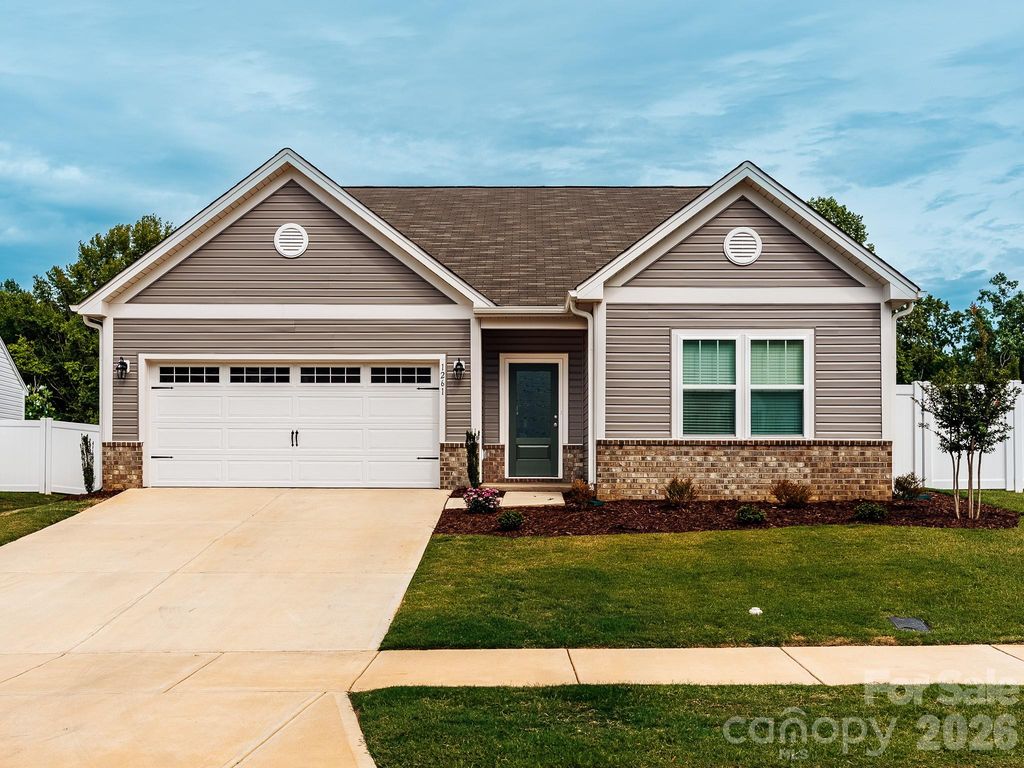 1261 Jenna Lynn Court 62, Lowell, NC 28098