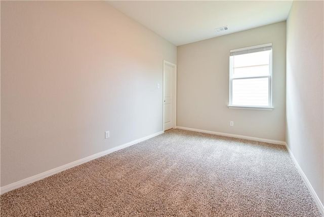 404 Freedom Park Ave, Liberty Hill, TX 78642