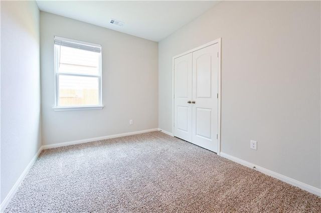 404 Freedom Park Ave, Liberty Hill, TX 78642