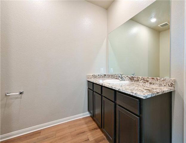 404 Freedom Park Ave, Liberty Hill, TX 78642
