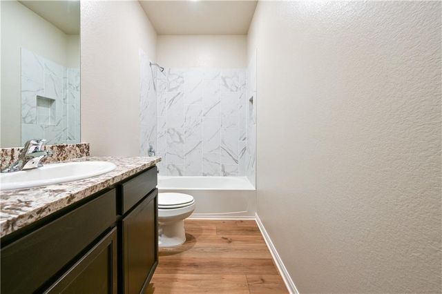 404 Freedom Park Ave, Liberty Hill, TX 78642