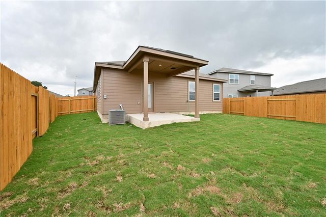404 Freedom Park Ave, Liberty Hill, TX 78642