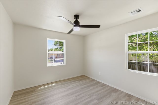 4698 Cheyenne Avenue, Tulsa, OK 74126