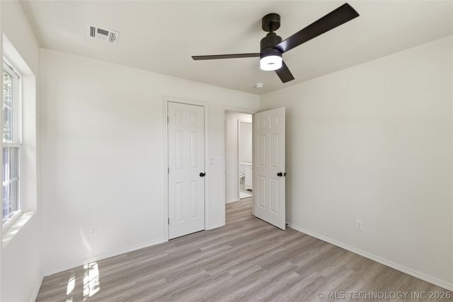 4698 Cheyenne Avenue, Tulsa, OK 74126