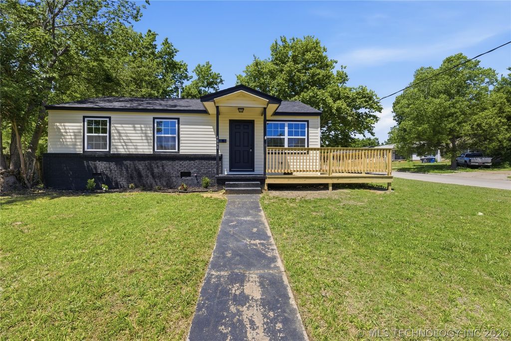 4698 Cheyenne Avenue, Tulsa, OK 74126