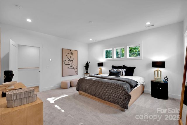 2816 Springway Drive, Charlotte, NC 28205