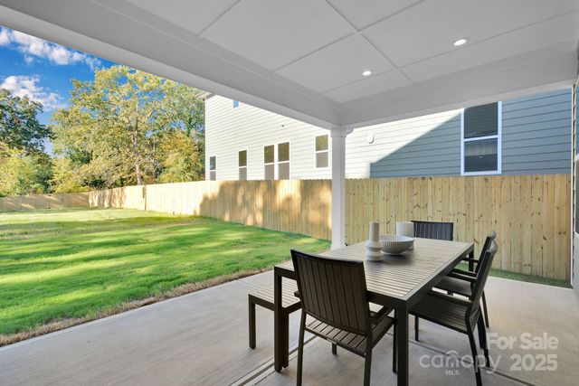 2816 Springway Drive, Charlotte, NC 28205