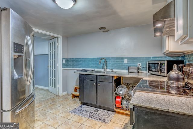 6646 Heathrow Court, Stone Mountain, GA 30087