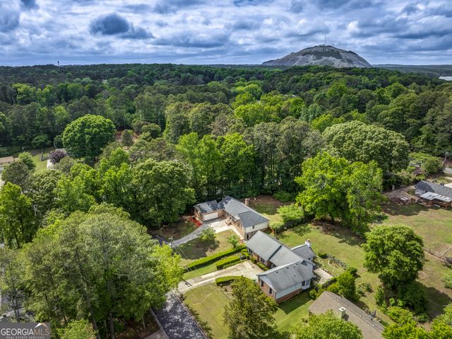 6646 Heathrow Court, Stone Mountain, GA 30087