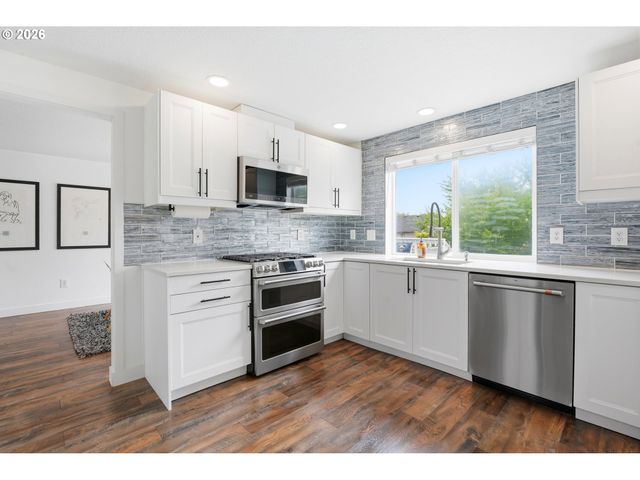 19702 Se 42ND St, Camas, WA 98607