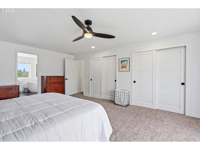 19702 Se 42ND St, Camas, WA 98607