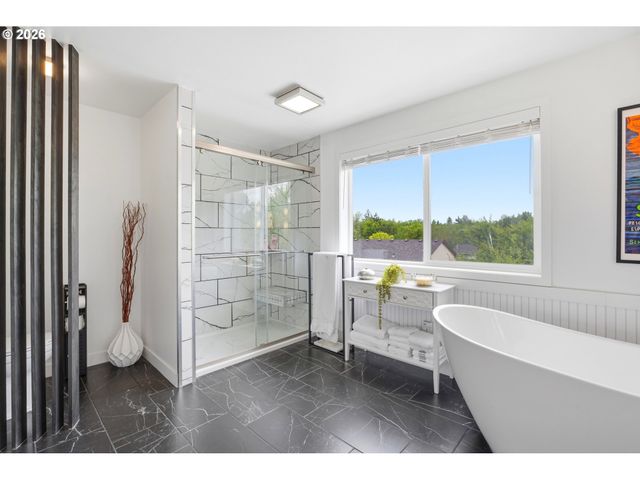 19702 Se 42ND St, Camas, WA 98607