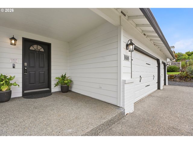 19702 Se 42ND St, Camas, WA 98607