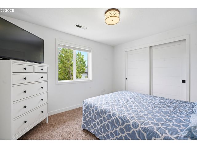 19702 Se 42ND St, Camas, WA 98607