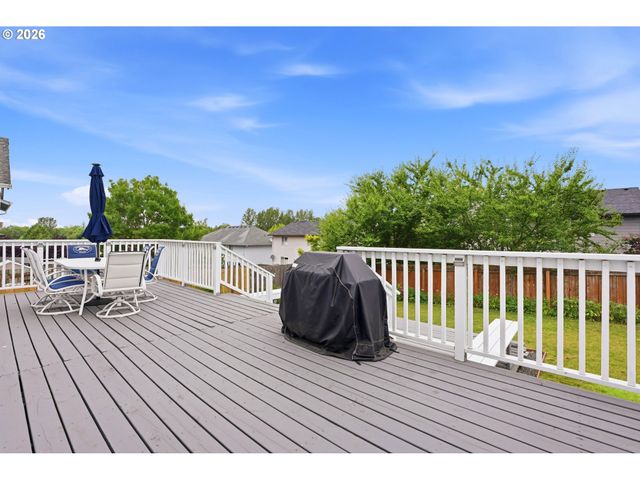 19702 Se 42ND St, Camas, WA 98607
