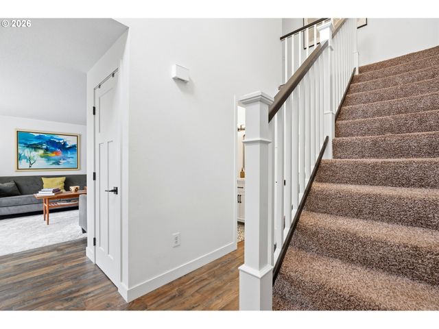 19702 Se 42ND St, Camas, WA 98607