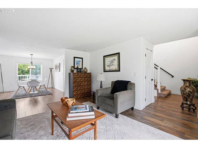 19702 Se 42ND St, Camas, WA 98607