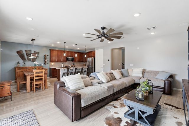 10781 W Whitehall Drive, Marana, AZ 85653