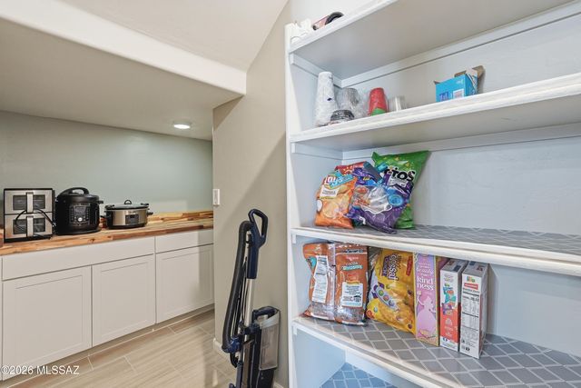 10781 W Whitehall Drive, Marana, AZ 85653