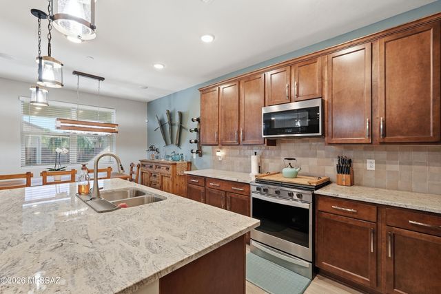 10781 W Whitehall Drive, Marana, AZ 85653