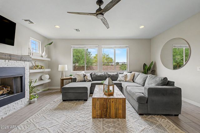 7695 S RESEDA Street, Gilbert, AZ 85298