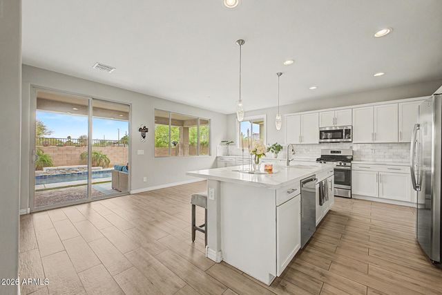 7695 S RESEDA Street, Gilbert, AZ 85298