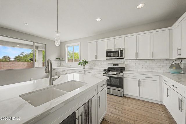 7695 S RESEDA Street, Gilbert, AZ 85298