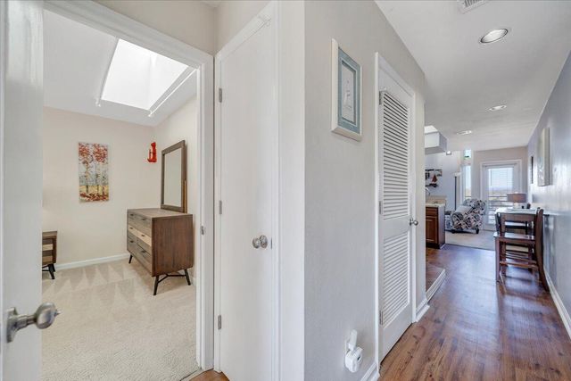 71 Waterside Cir Apt D6, Moneta, VA 24121