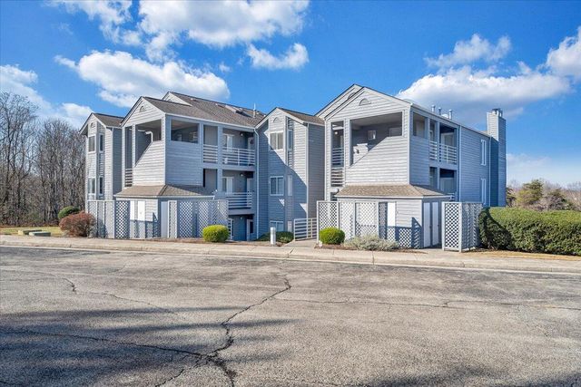 71 Waterside Cir Apt D6, Moneta, VA 24121