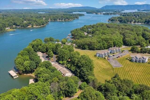 71 Waterside Cir Apt D6, Moneta, VA 24121