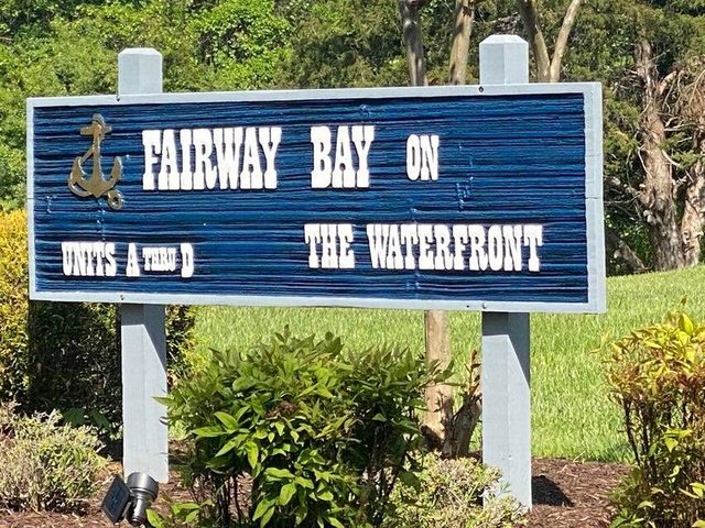 71 Waterside Cir Apt D6, Moneta, VA 24121