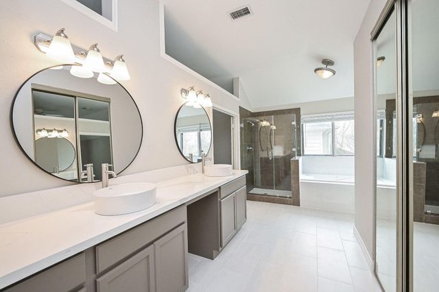 3030 Great Lakes Avenue, Sugar Land, TX 77479