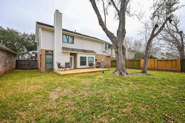 3030 Great Lakes Avenue, Sugar Land, TX 77479