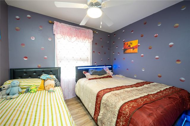 4609 Pineview Drive NE, Cedar Rapids, IA 52402