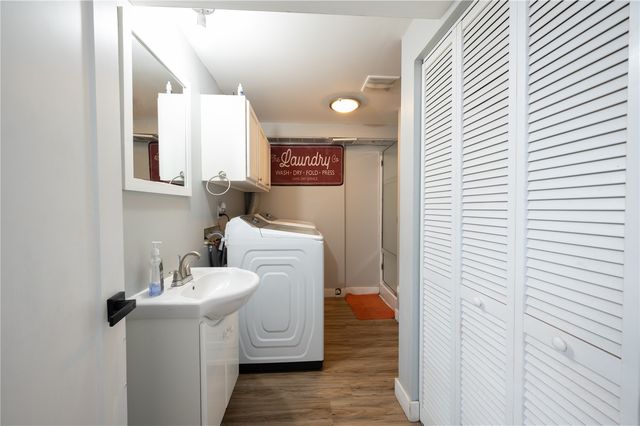 4609 Pineview Drive NE, Cedar Rapids, IA 52402