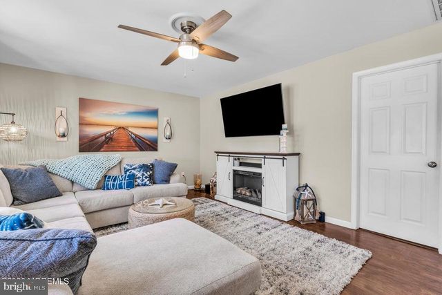 1254 HEREFORD CLOSE, Toms River, NJ 08753