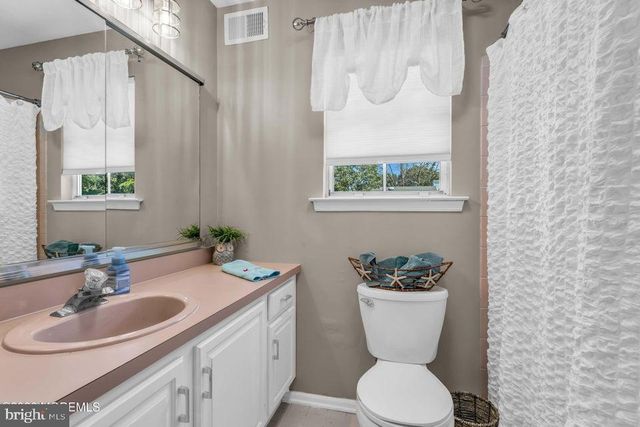 1254 HEREFORD CLOSE, Toms River, NJ 08753