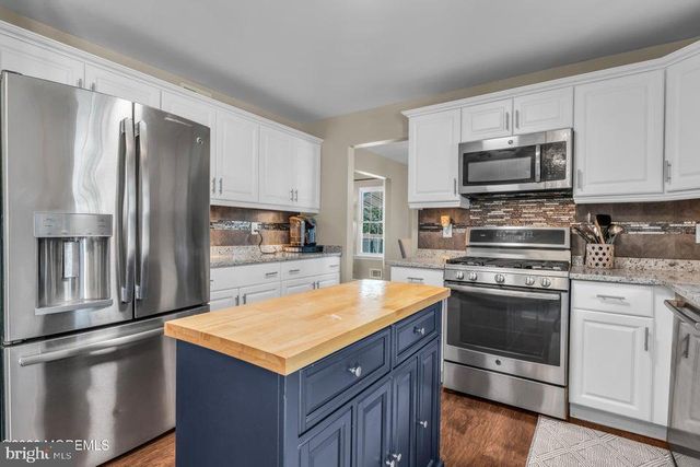 1254 HEREFORD CLOSE, Toms River, NJ 08753