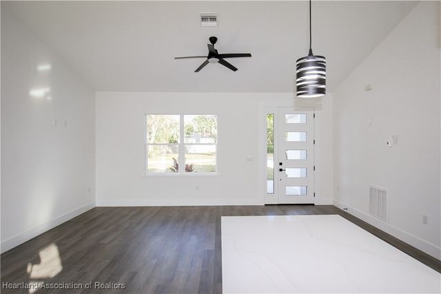 2313 N Olivia Drive, Sebring, FL 33825