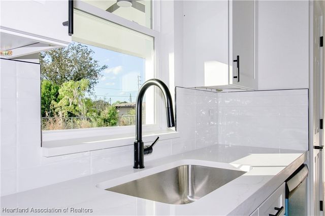 2313 N Olivia Drive, Sebring, FL 33825