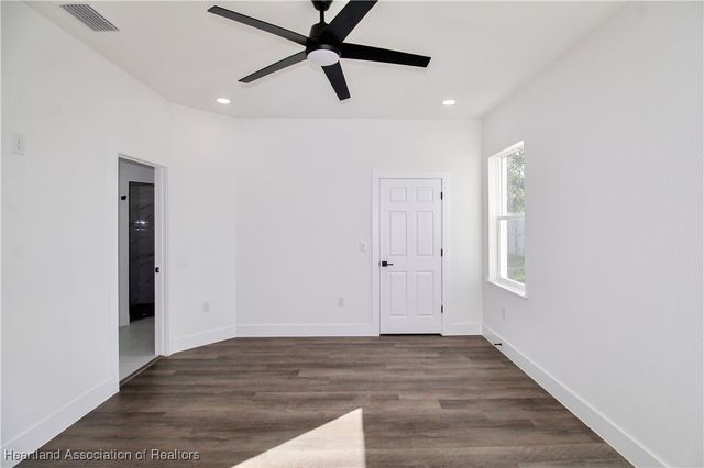 2313 N Olivia Drive, Sebring, FL 33825